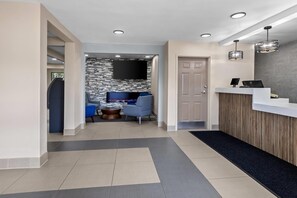 Lobby - Quality Inn Fishers - Indianapolis (Fishers)