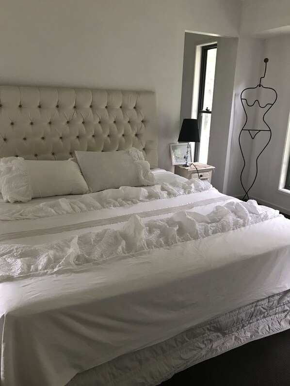 5 bedrooms, WiFi