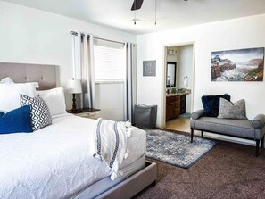 3 bedrooms, desk, iron/ironing board, travel cot