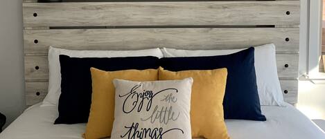 1 bedroom, free WiFi, bed sheets