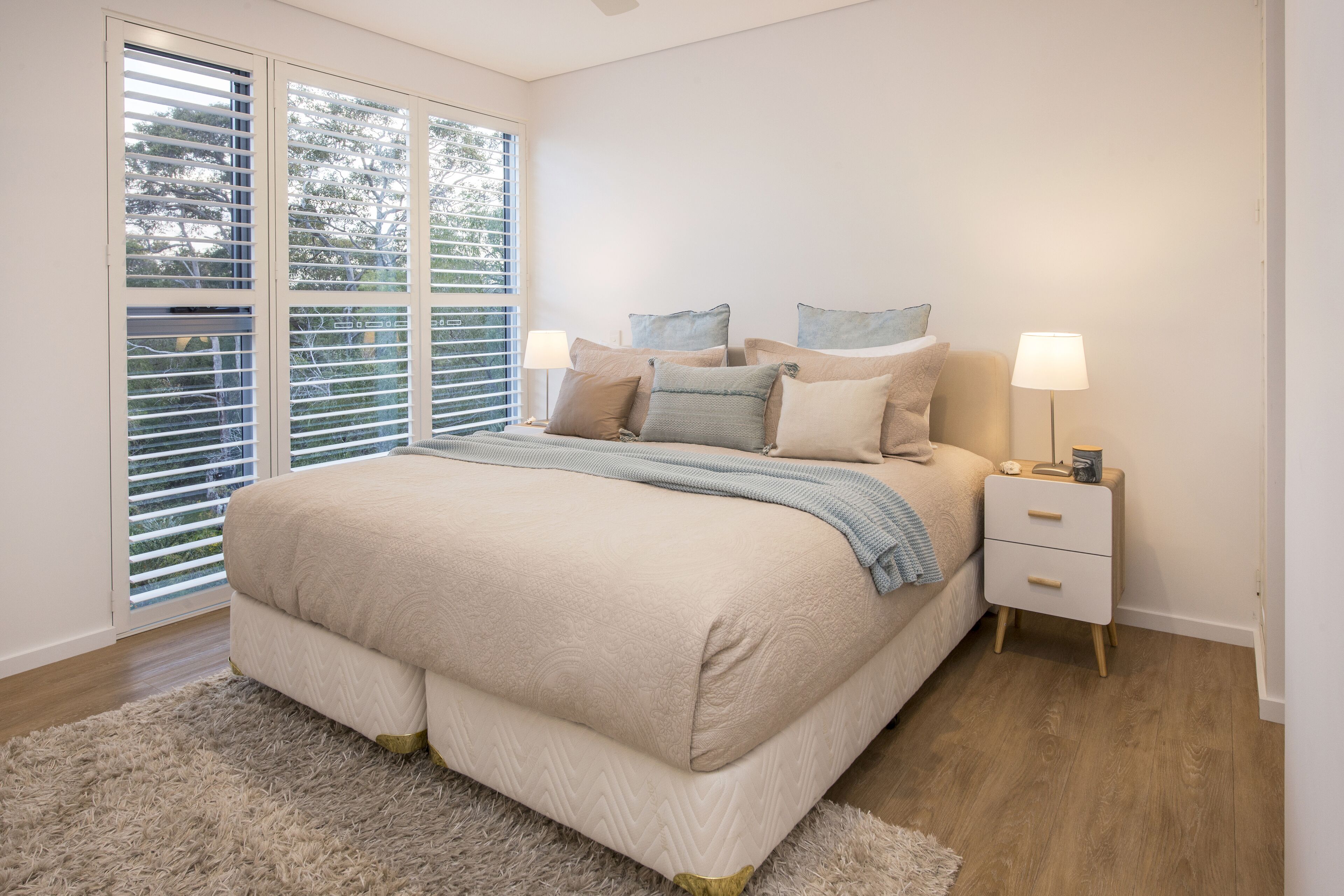 Stunning Couples Retreat with Ocean Views just 300 Metres to Beach — image 7