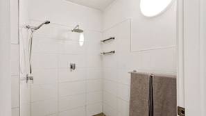 Shower - Oasis - Modern 4 Bedroom holiday home with endless views. (Exmouth)