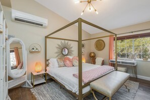 1 bedroom, desk, iron/ironing board, free WiFi