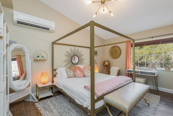 1 bedroom, desk, iron/ironing board, free WiFi
