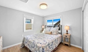 3 bedrooms, iron/ironing board, free WiFi