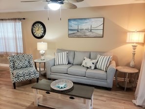 Smart TV - Spacious 2br/2ba" Palm Cove Beach House ", shared pool and more (Panama City Beach)