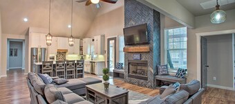 Game Room + Lake Tawakoni Access: Family Getaway!