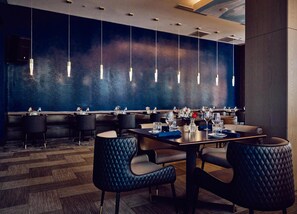 Bar (on property) - Embassy Suites by Hilton Atlanta Midtown (Atlanta)