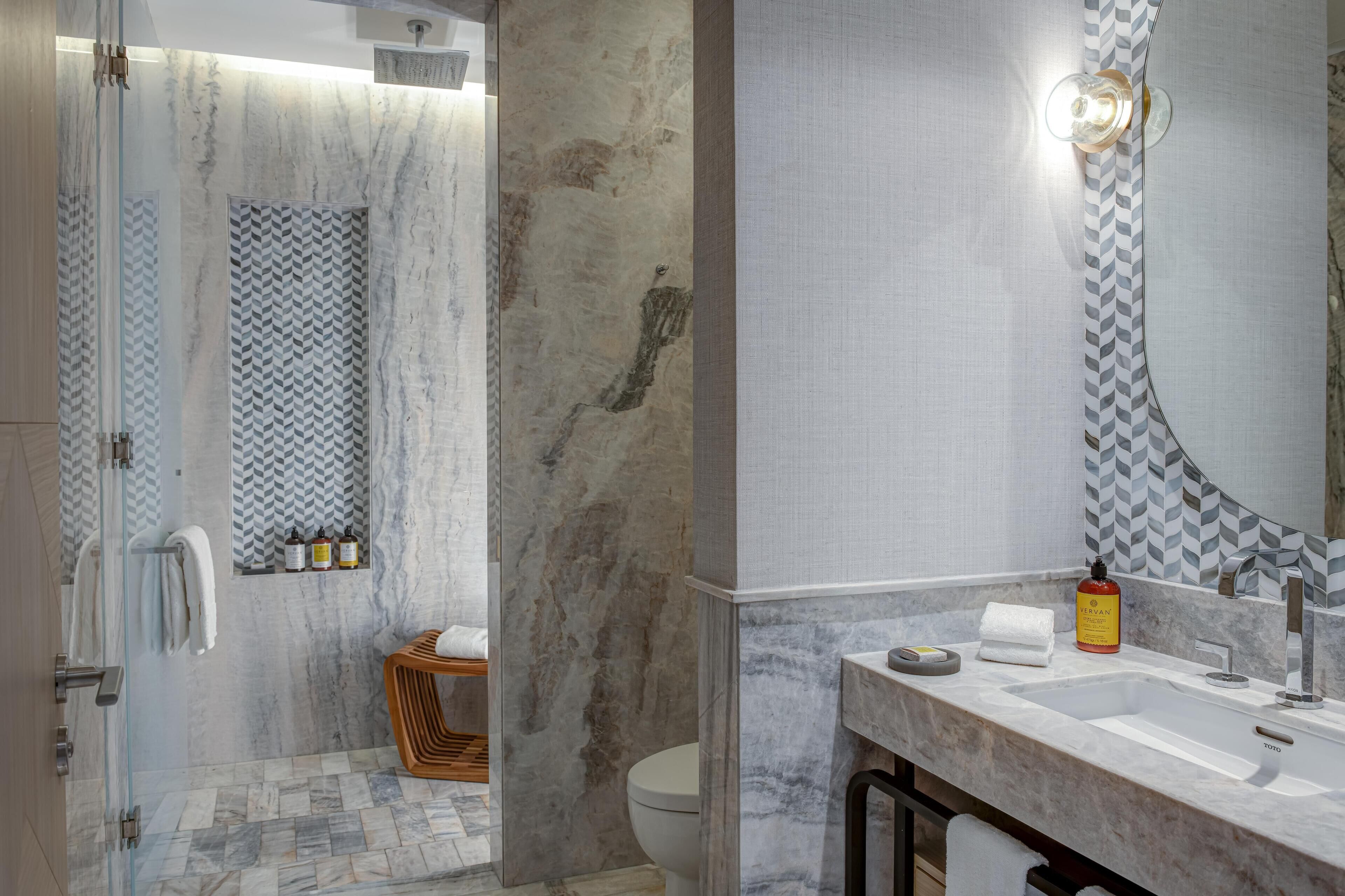 Douche de la salle de bain