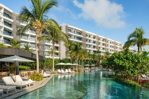 2 outdoor pools - Waldorf Astoria Riviera Maya (Cancun)