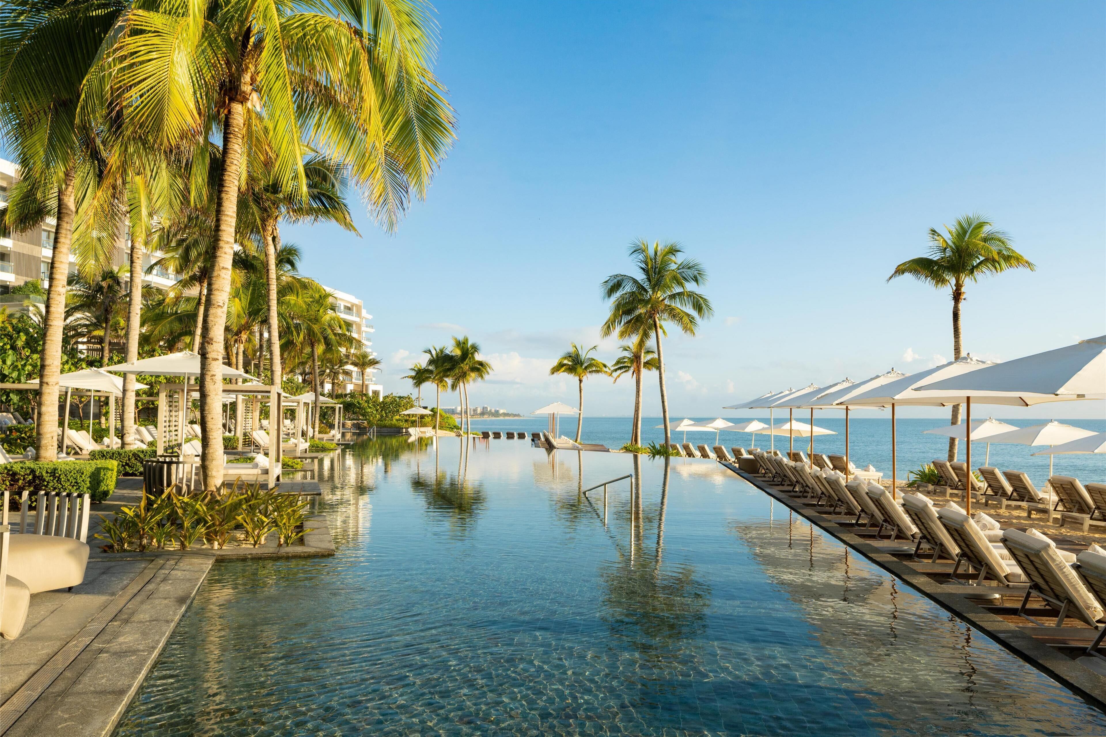 2 piscinas al aire libre