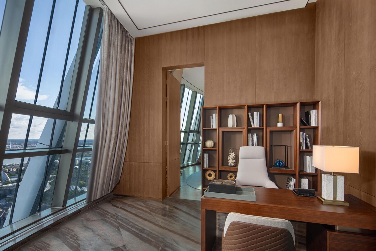 PENTHOUSE SUITE | Desk, laptop workspace, blackout drapes, iron/ironing board
