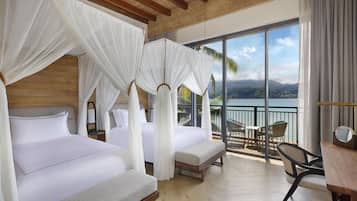 Premium bedding, free minibar items, in-room safe, desk