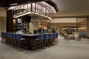 Bar (on property) - DoubleTree by Hilton Tucson Downtown Convention Center (Tucson)