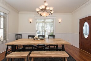 Dining - Beautiful, Large Home - Bay Views and Parking! (San Diego)