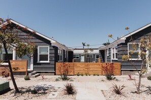 Exterior - Modern Comfort & Design in Amazing South Park! (San Diego)