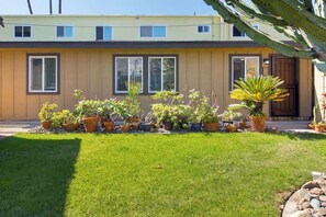 Exterior - Ocean Beach Apartment w/ Parking & Beach Access! (San Diego)