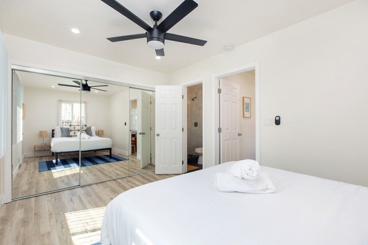 1 bedroom, iron/ironing board, WiFi, bed sheets