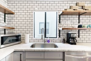 Fridge, microwave, oven, stovetop - Entire Home 100 Steps to Cove Beach (San Diego)