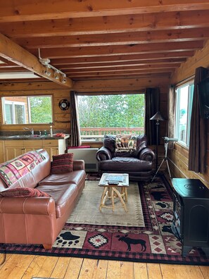 Smart-TV, Bücher, Stereoanlage