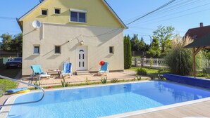 Pool - Sunny Day by Interhome (Balatonmariafurdo)