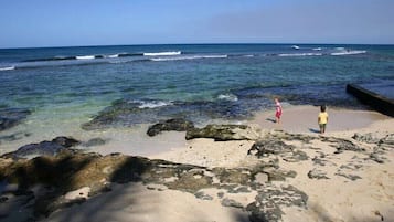 Am Strand, LiegestĂŒhle, StrandtĂŒcher