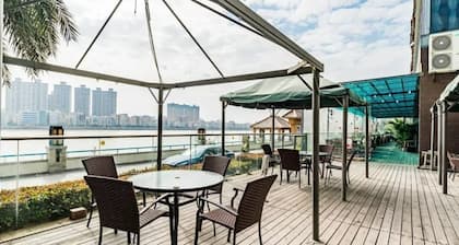 Haijing Yicheng Hotel