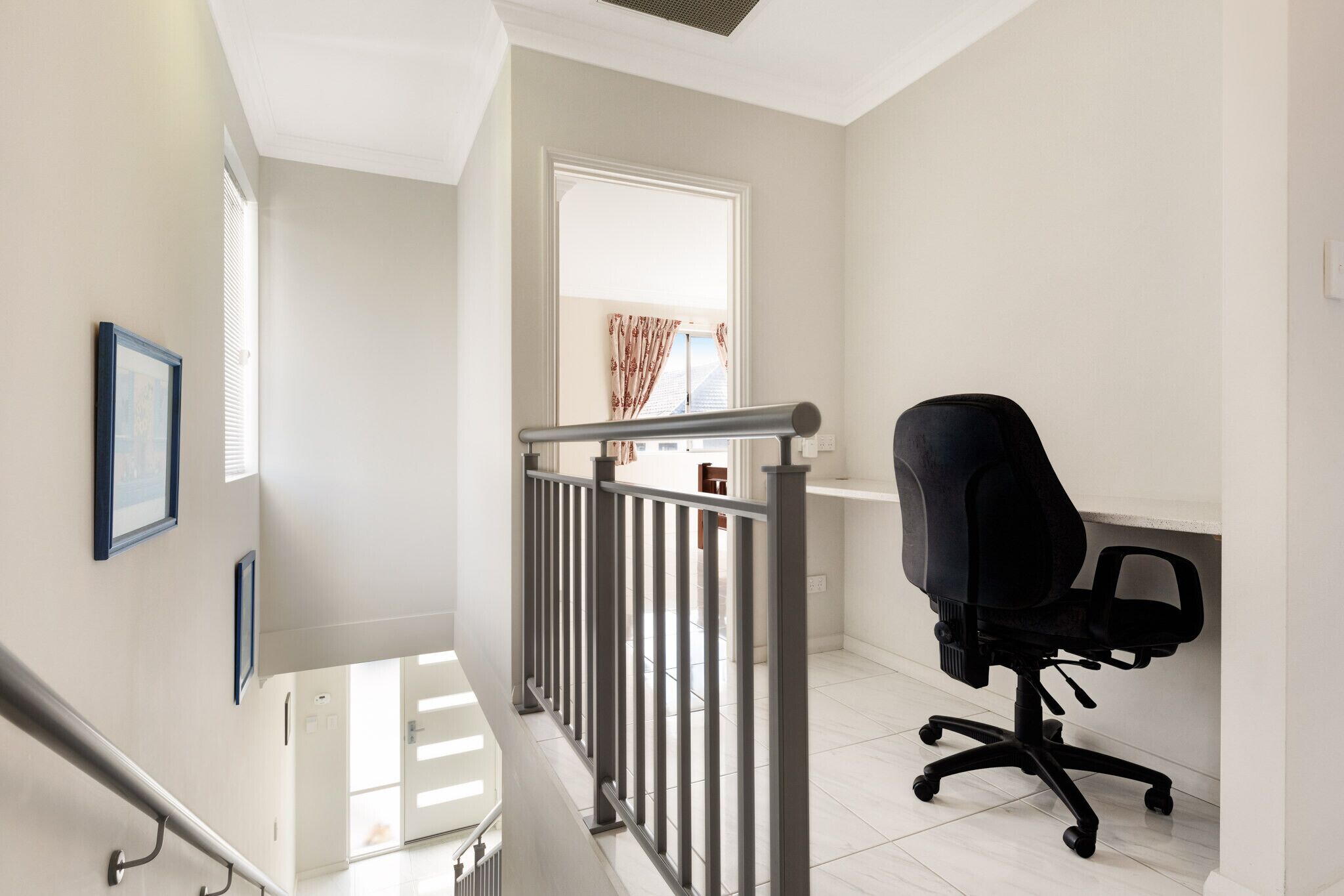 Brand New House in Central Location For Non Smokers Only — image 24