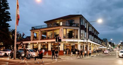 Coogee Bay Hotel