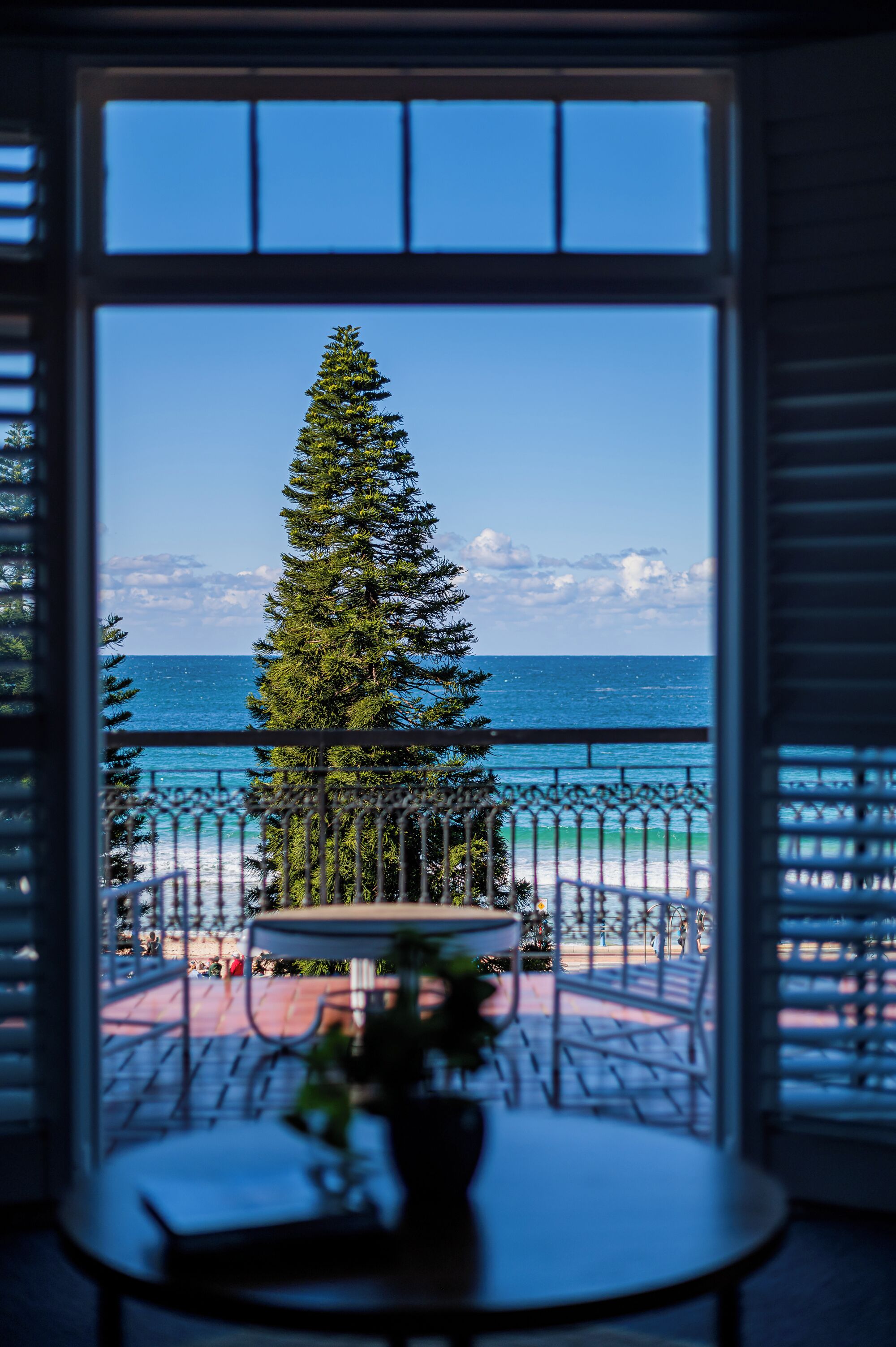 Bay Suite, 1 King Bed | In-room safe, iron/ironing board, free WiFi, bed sheets