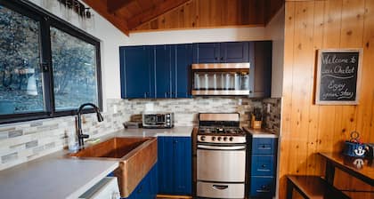 Sierra Pines Chalet! Sled Hills! Close to Hiking/Biking Trails! Fenced-In Yard!