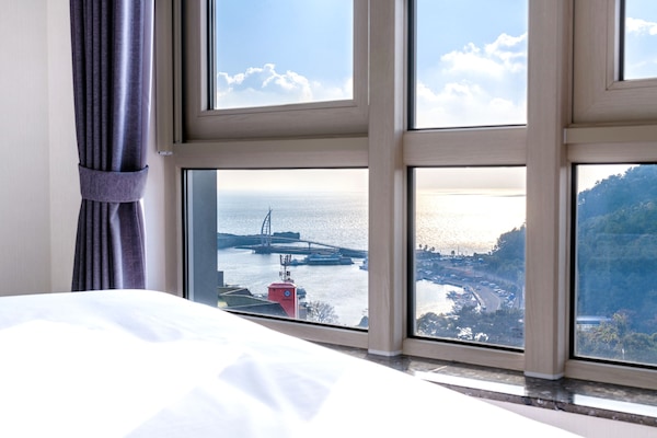 Premier Double Room, Sea View | Beach/ocean view