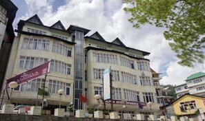 Front of property - Hotel Kalinga Intercontinental (Manali)