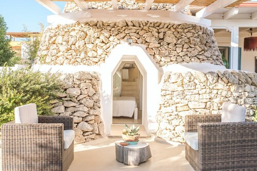 Ferienhaus mit Trullo und Pool im Salento