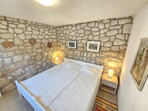 1 habitación y wifi