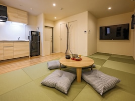 Japanese style Condo no smoking | 1 bedroom, free WiFi, bed sheets