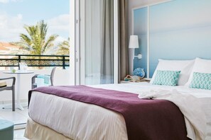 Caja de seguridad en la habitación y cortinas blackout 