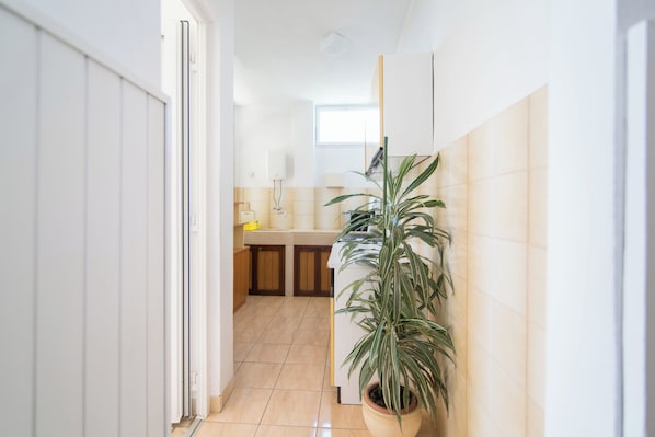 Apartment (Two Bedroom Apartment with Garden Ter) | Interior - Apartments Vrandecic (Postira)