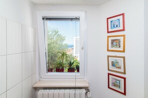 Apartment (One Bedroom Apartment with Gallery Ro) | View from room