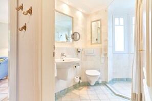 Haartrockner, Handtücher