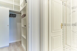 Shower, hair dryer, towels - Strandflieder, App. 18 (Sylt)