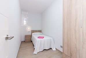 3 dormitoris, wifi gratuïta i roba de llit 