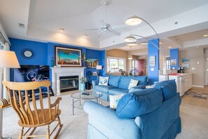 TV - Palisades 354 - Awesome Main Channel View (Lake Ozark)
