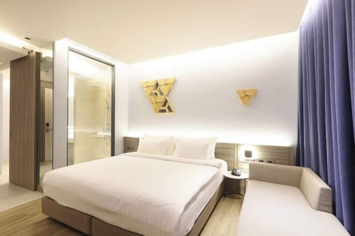 1 bedroom, minibar, individually decorated, individually furnished