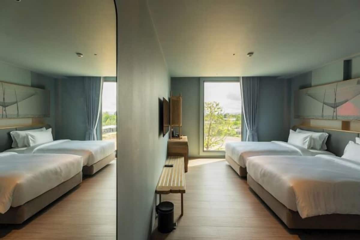 1 bedroom, minibar, individually decorated, individually furnished