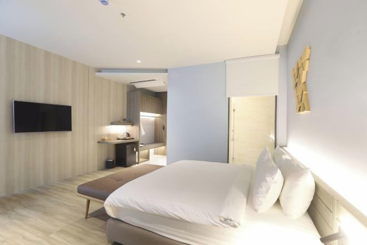 Minibar, màn/rèm cản sáng, truy cập Internet không dây miễn phí 