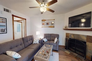 Fernseher, Kamin