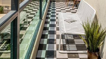 Apartment, 2 Bedrooms, Balcony | Balcony