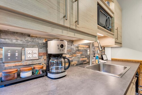 Dog Friendly • Close to Monarch Mountain • King Bed