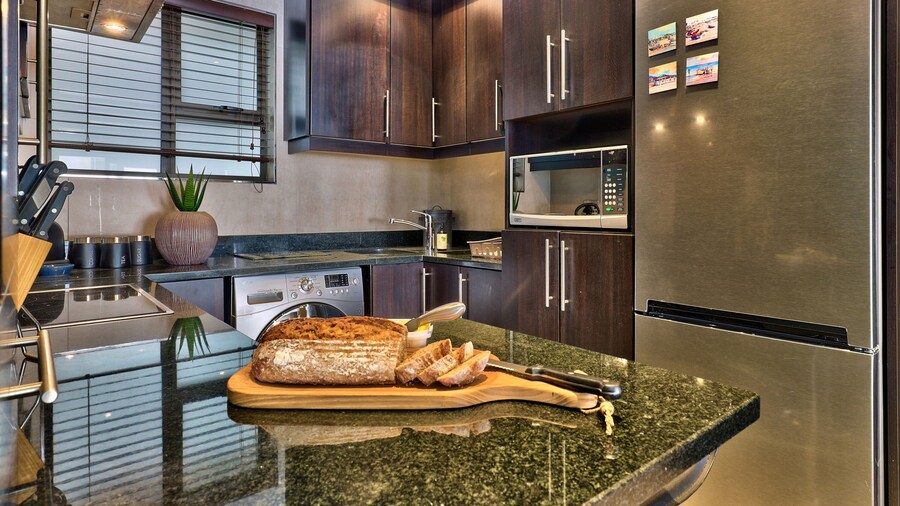 Bay Point Apartment on Beach Road